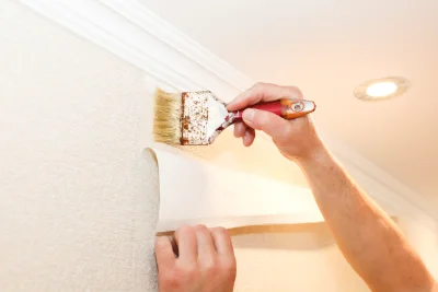 Pose de papier peint à la Bernardière — revêtements muraux et toiles de verre